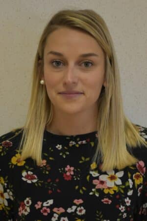 Manon-DESLOT-300x450